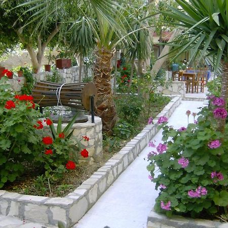 Villa Costas - Popi Sivas Exterior photo
