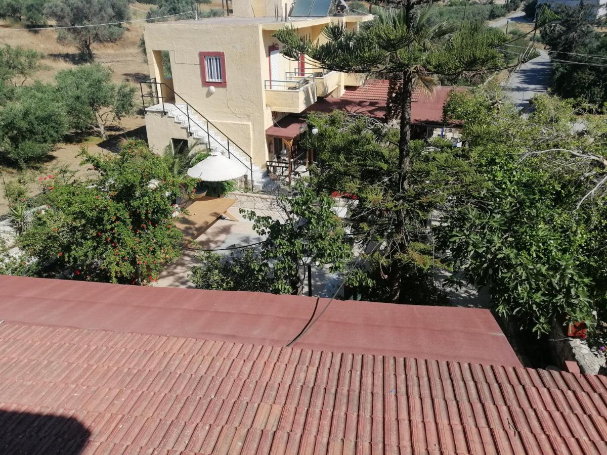 Villa Costas - Popi Sivas Exterior photo
