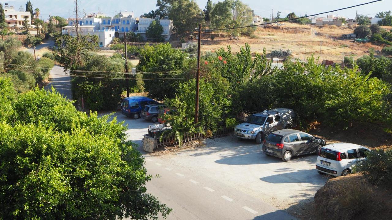 Villa Costas - Popi Sivas Exterior photo