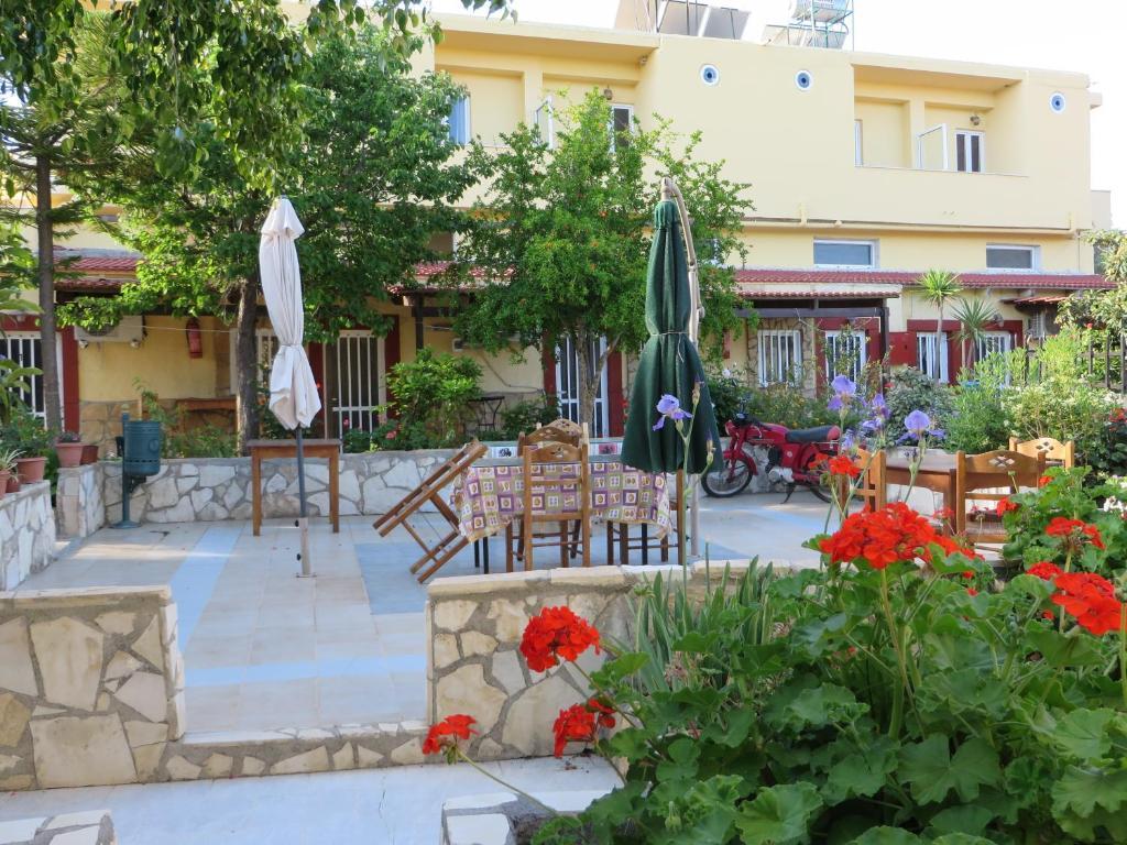 Villa Costas - Popi Sivas Exterior photo