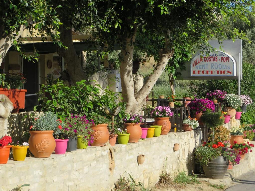 Villa Costas - Popi Sivas Exterior photo
